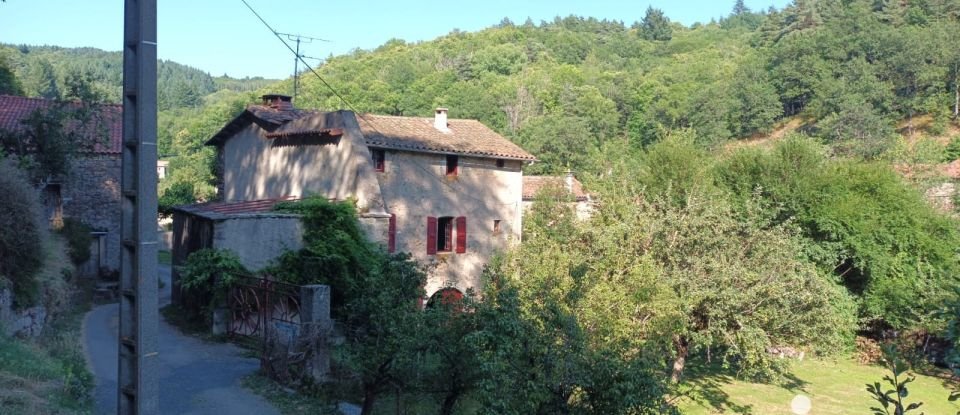 Traditional house 5 rooms of 123 m² in Sauclières (12230)