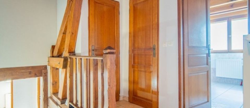 House 6 rooms of 139 m² in MALANCOURT-LA-MONTAGNE (57360)