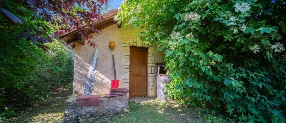 House 6 rooms of 139 m² in MALANCOURT-LA-MONTAGNE (57360)