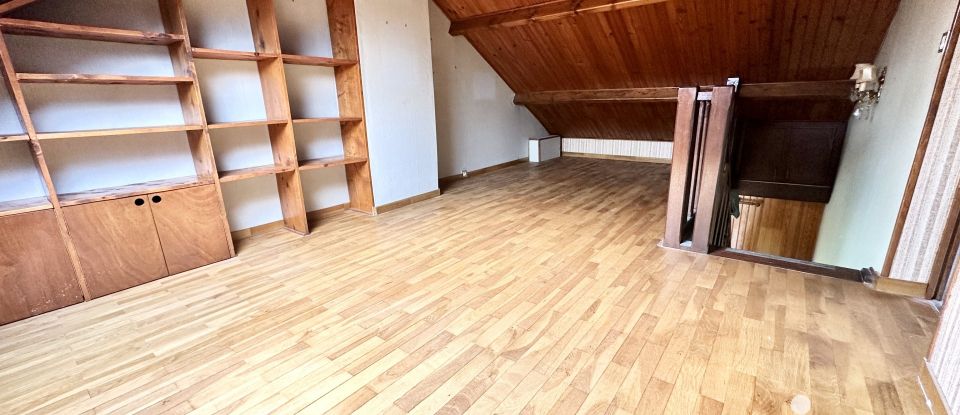 Maison 6 pièces de 85 m² à Saint-Arnoult-en-Yvelines (78730)