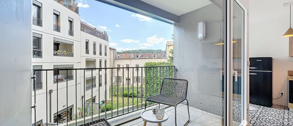 Duplex 4 rooms of 79 m² in Lyon (69001)