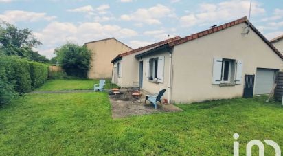 Pavilion 4 rooms of 99 m² in Parthenay (79200)