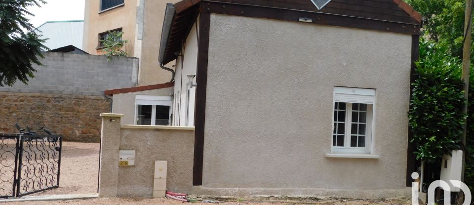 Maison traditionnelle 4 pièces de 80 m² à Montluçon (03100)