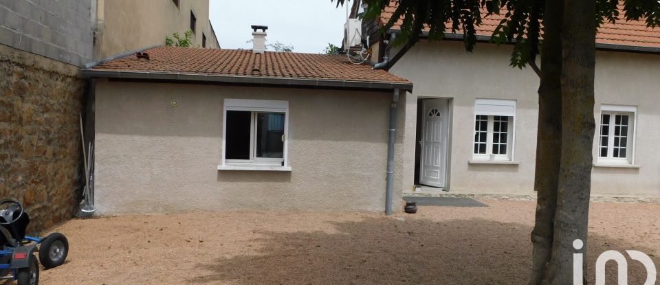 Maison traditionnelle 4 pièces de 80 m² à Montluçon (03100)