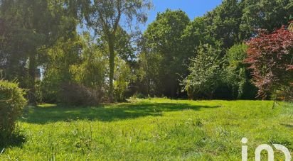 Land of 1,346 m² in Saint-Julien (22940)