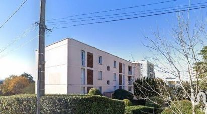 Appartement 4 pièces de 70 m² à Montélimar (26200)