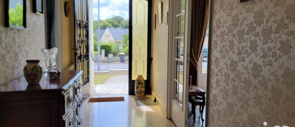 House 6 rooms of 109 m² in Saumur (49400)