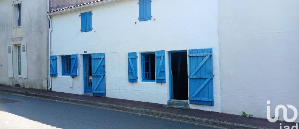 Village house 4 rooms of 85 m² in Mareuil-sur-Lay-Dissais (85320)