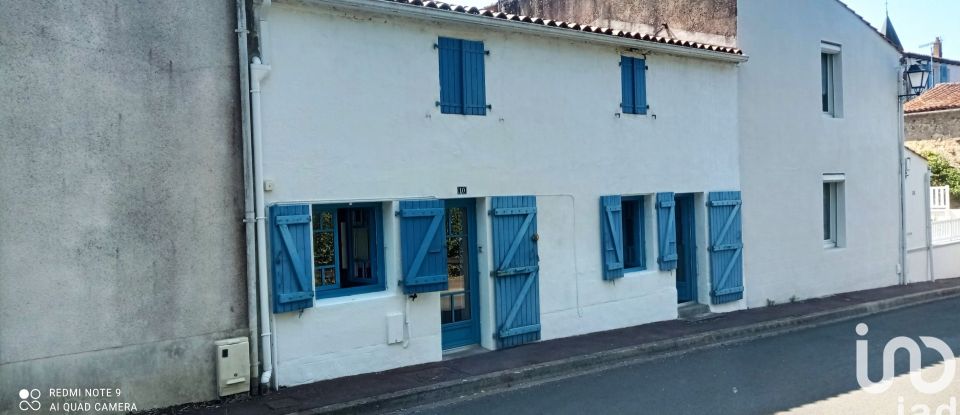 Village house 4 rooms of 85 m² in Mareuil-sur-Lay-Dissais (85320)