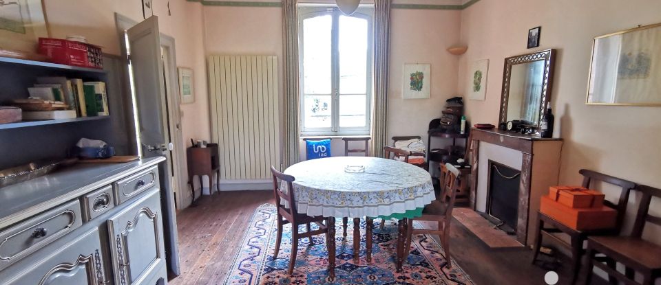 House 5 rooms of 130 m² in Varennes-Changy (45290)