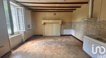 House 4 rooms of 96 m² in Cherves-Châtelars (16310)