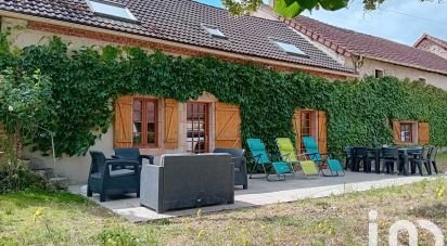 Country house 5 rooms of 122 m² in Beaune-d'Allier (03390)