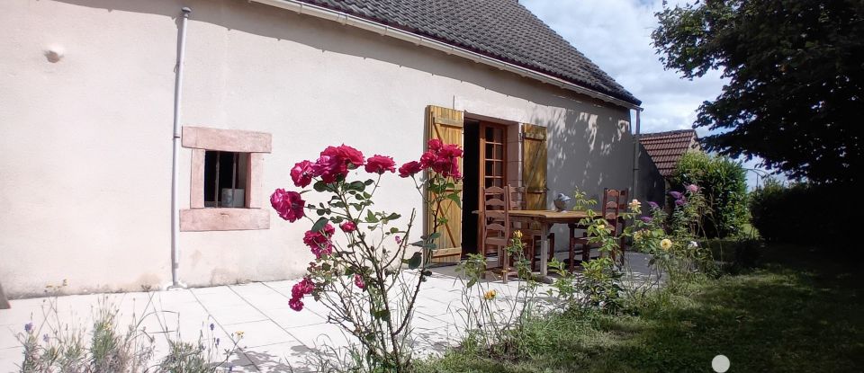 Maison de campagne 5 pièces de 122 m² à Beaune-d'Allier (03390)