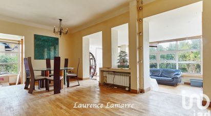 House 6 rooms of 210 m² in Le Pecq (78230)