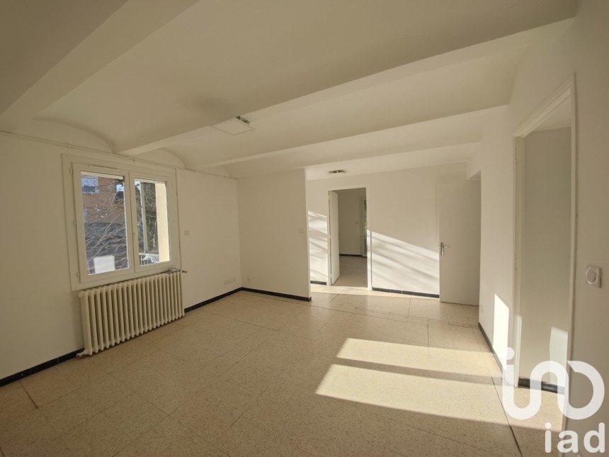 Apartment 5 rooms of 85 m² in Alès (30100)