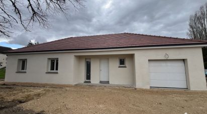 Maison 6 pièces de 140 m² à Sassenay (71530)