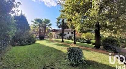 House 4 rooms of 137 m² in Sanguinet (40460)