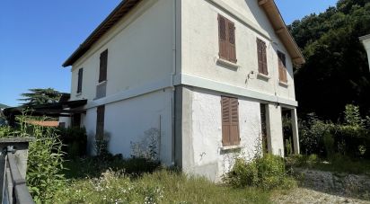 Traditional house 5 rooms of 111 m² in Jarrie (38560)