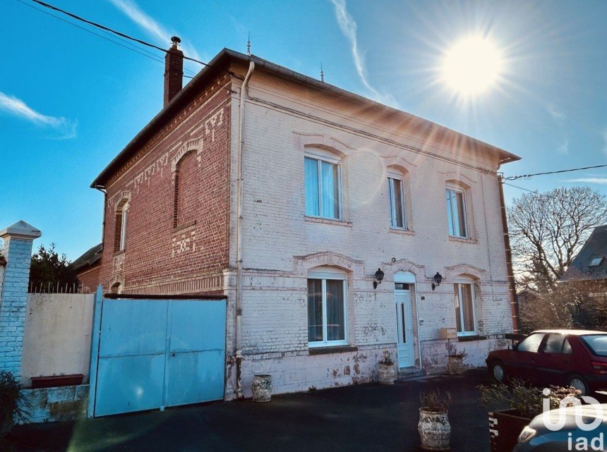 Maison 9 pièces de 270 m² à Vendeuil (02800)