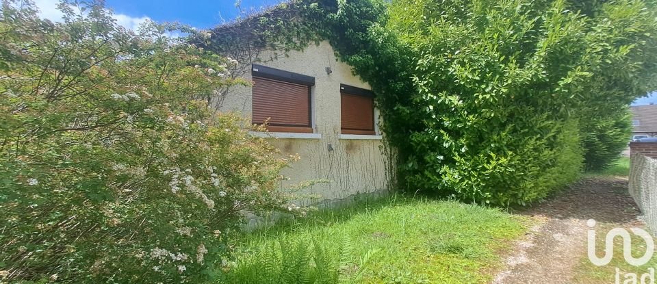 Maison 4 pièces de 130 m² à Courtenay (45320)