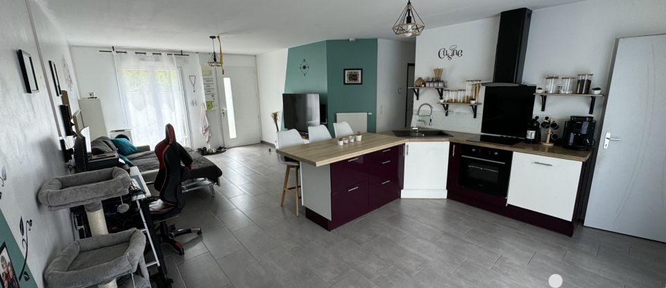 Maison 4 pièces de 73 m² à Artenay (45410)