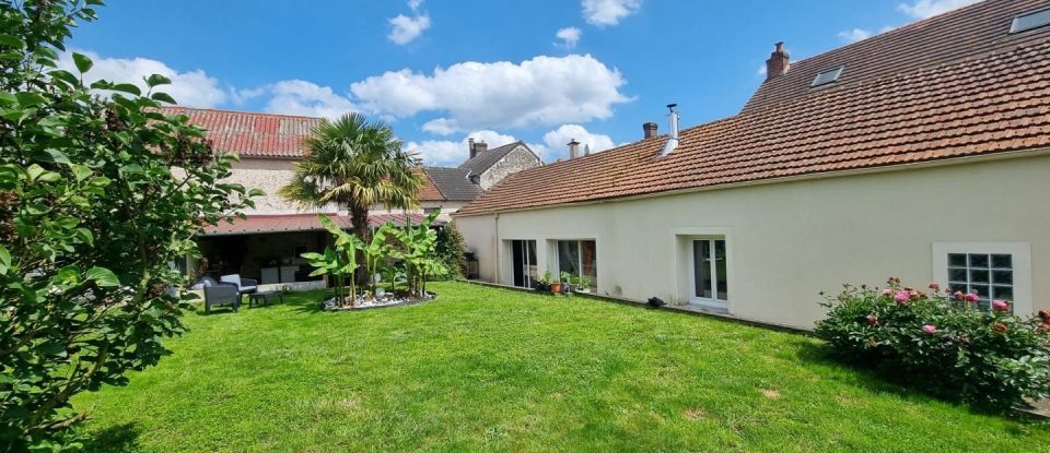 Maison 9 pièces de 254 m² à Bézu-le-Guéry (02310)