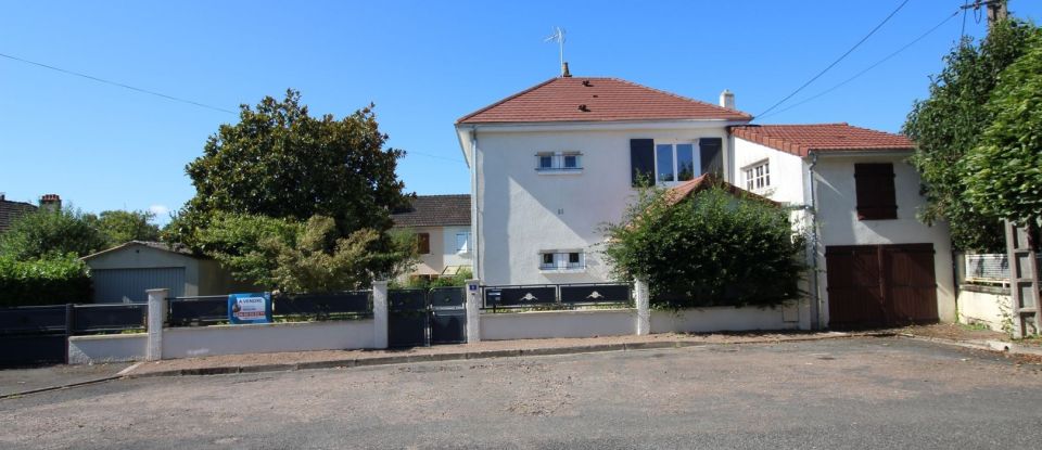 House 4 rooms of 94 m² in Coulanges-lès-Nevers (58660)