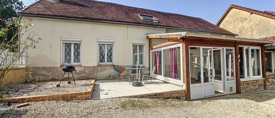 Maison 4 pièces de 129 m² à Champlost (89210)