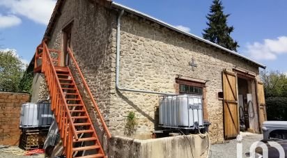 Barn conversion 2 rooms of 76 m² in Aigurande (36140)