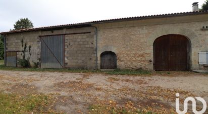 House 4 rooms of 127 m² in Chalais (16210)