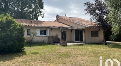 House 5 rooms of 130 m² in Saint-Magne (33125)