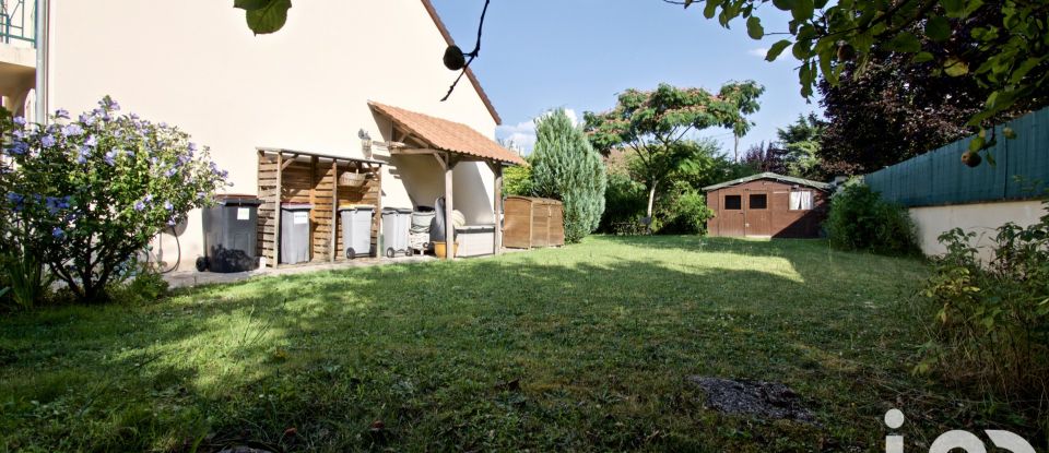 Traditional house 8 rooms of 154 m² in Morigny-Champigny (91150)