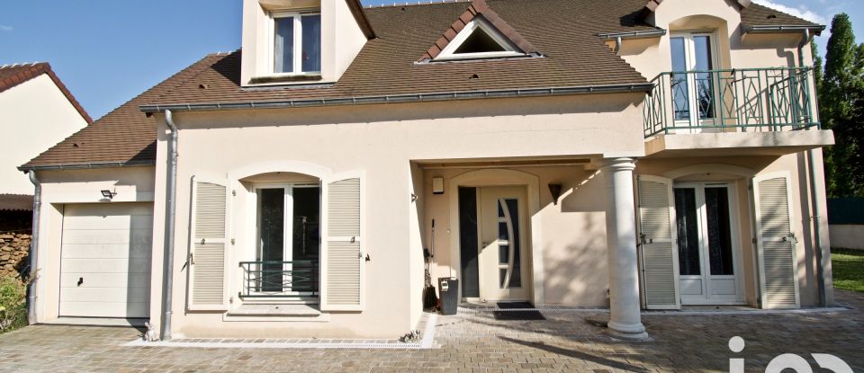 Traditional house 8 rooms of 154 m² in Morigny-Champigny (91150)