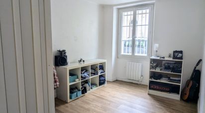 Appartement 3 pièces de 62 m² à Bordeaux (33000)