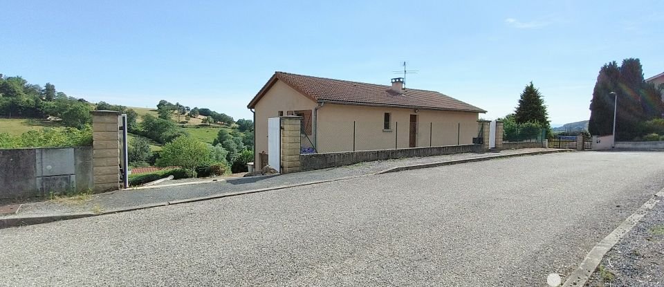 House 4 rooms of 93 m² in Villechenève (69770)