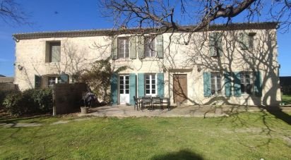 Maison 10 pièces de 450 m² à Beaucaire (30300)