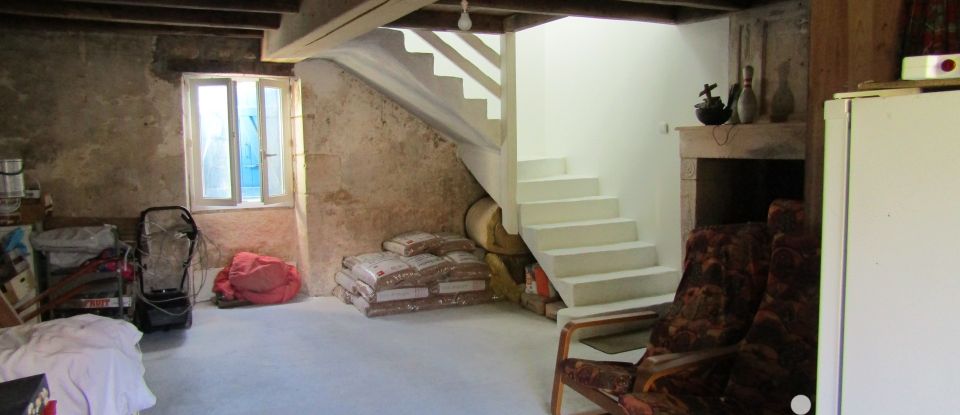 Maison 8 pièces de 187 m² à Le Gua (17600)