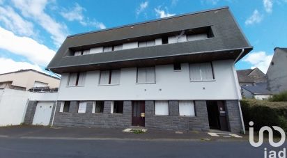 Maison de ville 8 pièces de 240 m² à La Tour-d'Auvergne (63680)