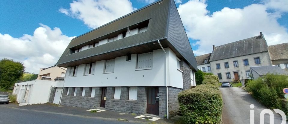 Maison de ville 8 pièces de 240 m² à La Tour-d'Auvergne (63680)