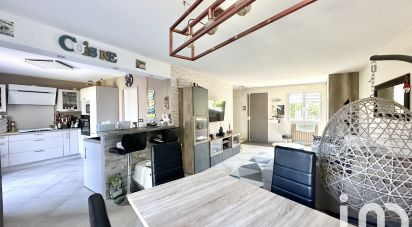 Maison 5 pièces de 89 m² à Brie-Comte-Robert (77170)