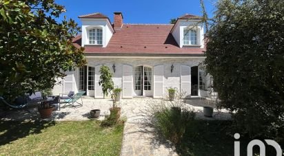 Maison traditionnelle 6 pièces de 137 m² à Ballainvilliers (91160)