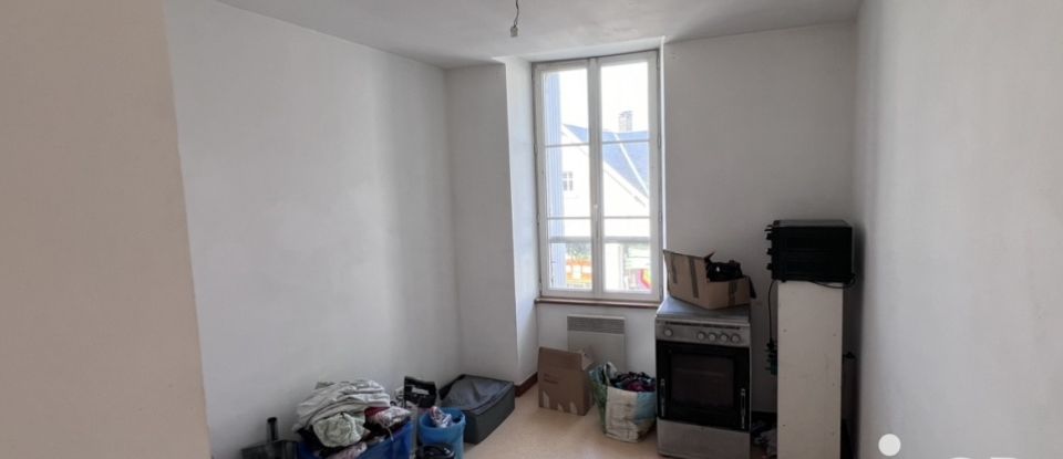 Appartement 6 pièces de 166 m² à Secondigny (79130)