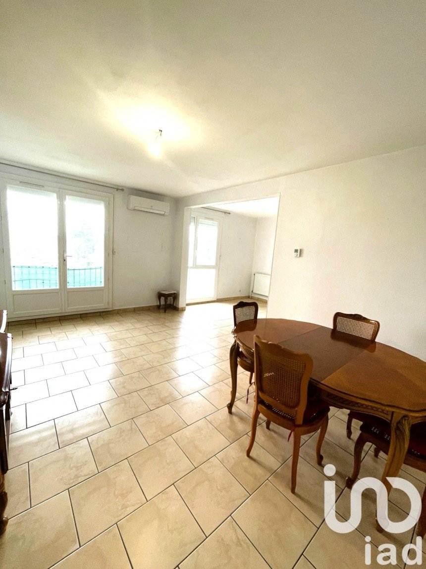 Appartement 3 pièces de 83 m² à Romans-sur-Isère (26100)