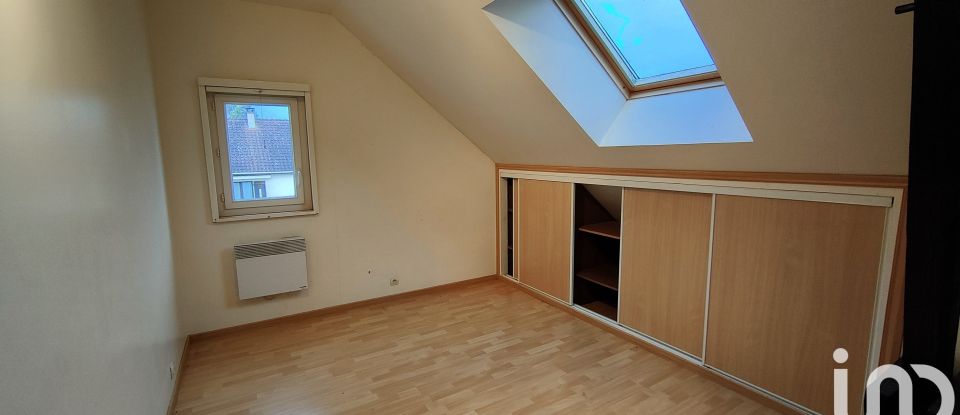 Pavillon 6 pièces de 125 m² à Saint-Georges-sur-Baulche (89000)