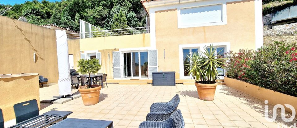 Appartement 4 pièces de 108 m² à Èze (06360)