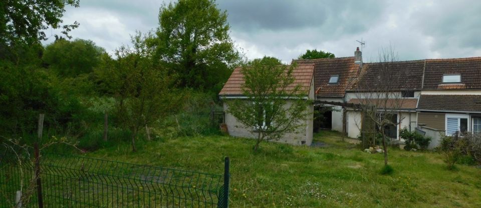 Maison de village 4 pièces de 70 m² à Domérat (03410)