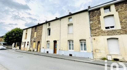 Maison traditionnelle 5 pièces de 101 m² à Bogny-sur-Meuse (08120)