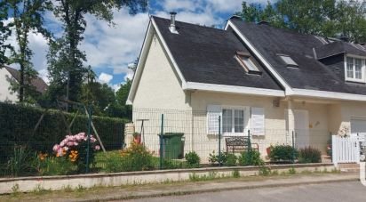 House 4 rooms of 120 m² in Orléans (45100)