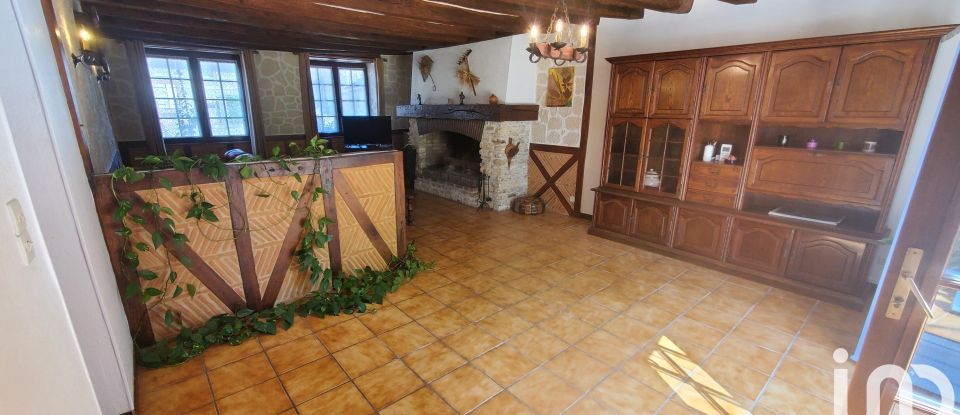 Village house 5 rooms of 180 m² in Saint-Hilliers (77160)