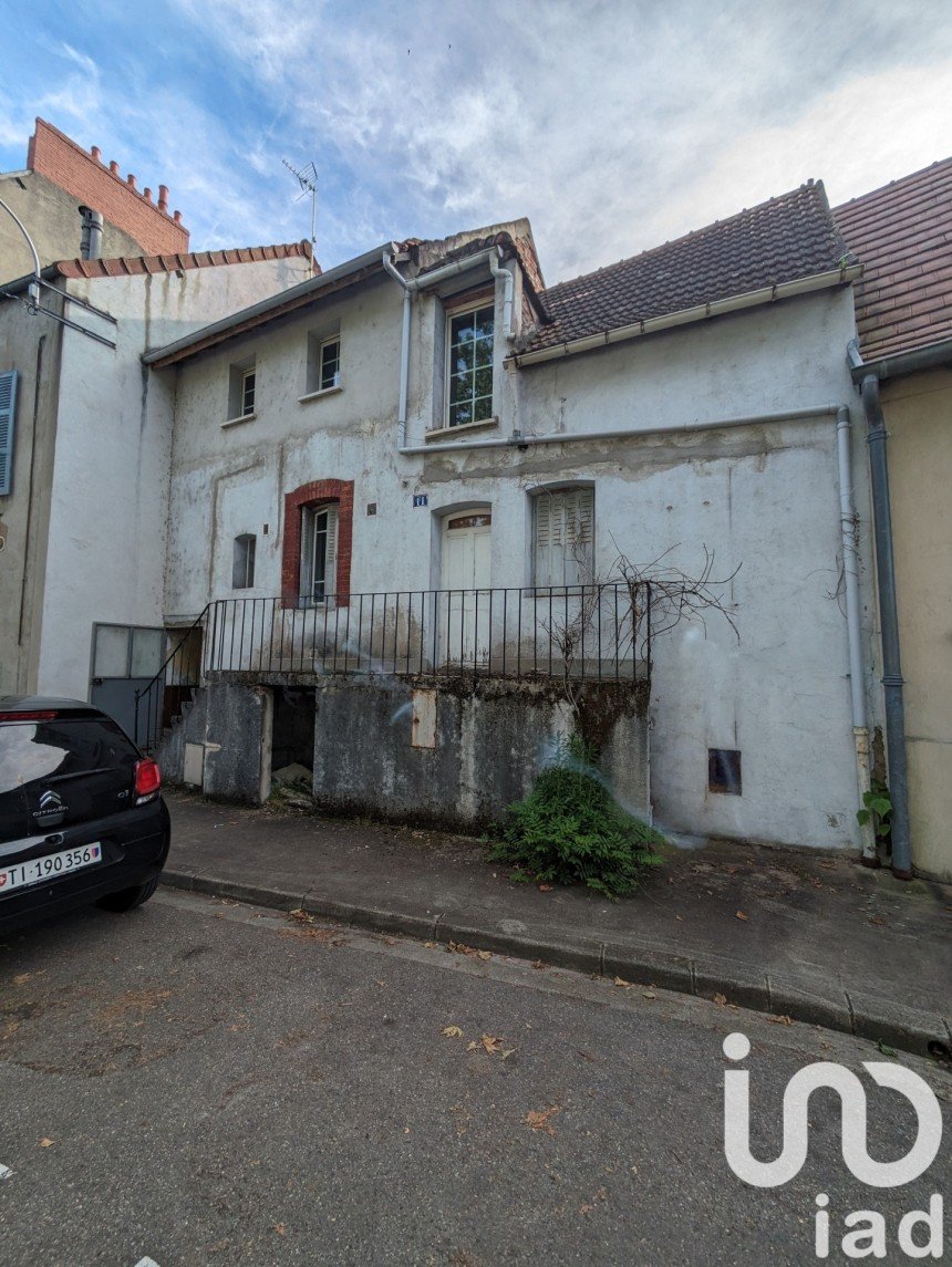 Building in Montluçon (03100) of 116 m²